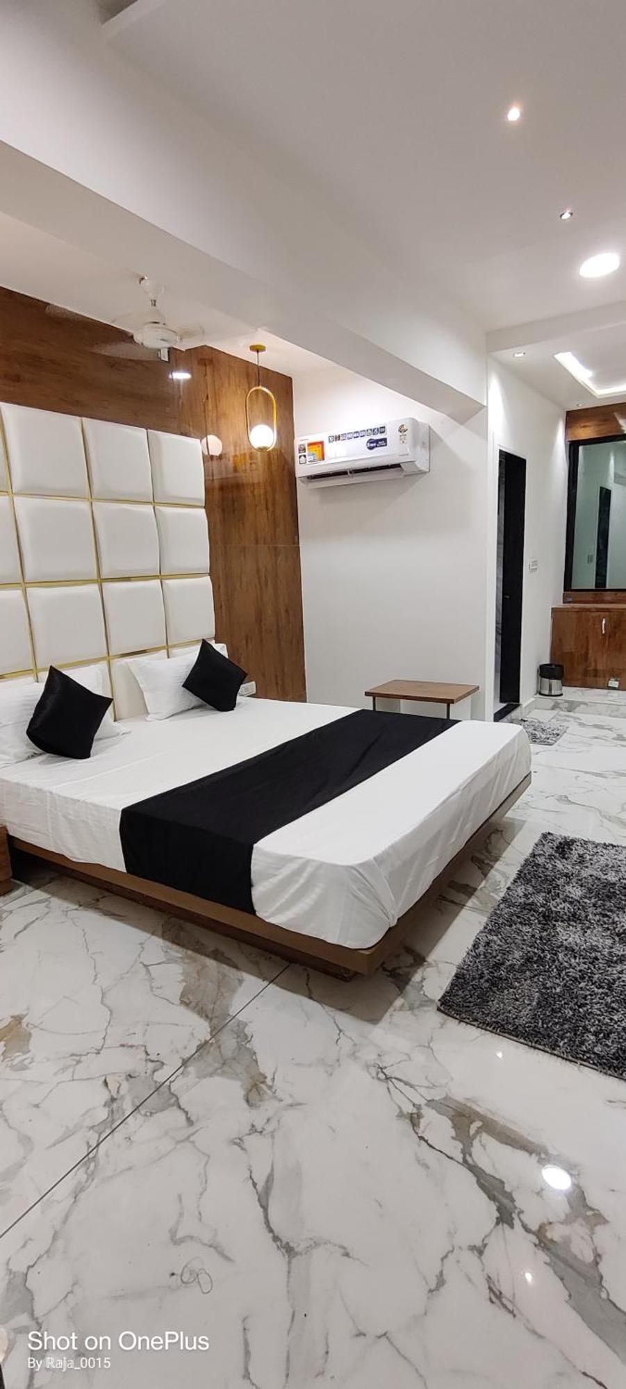 Hotel New German Ahmedabad Exterior photo