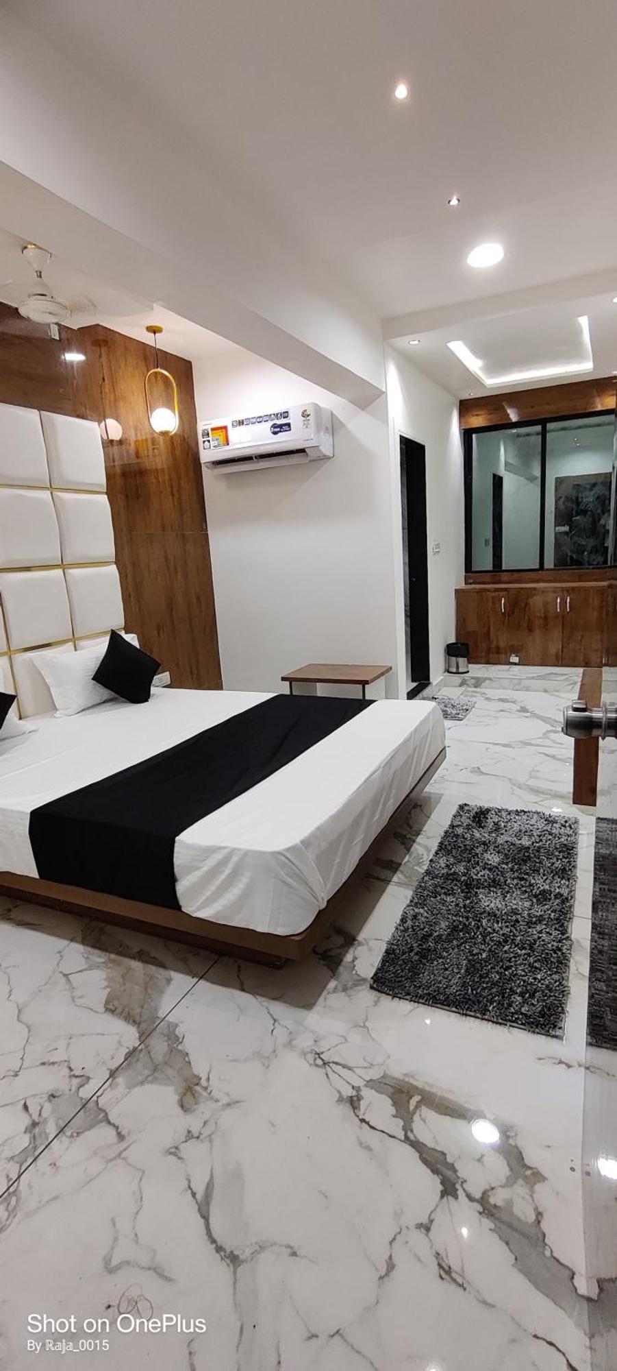 Hotel New German Ahmedabad Exterior photo